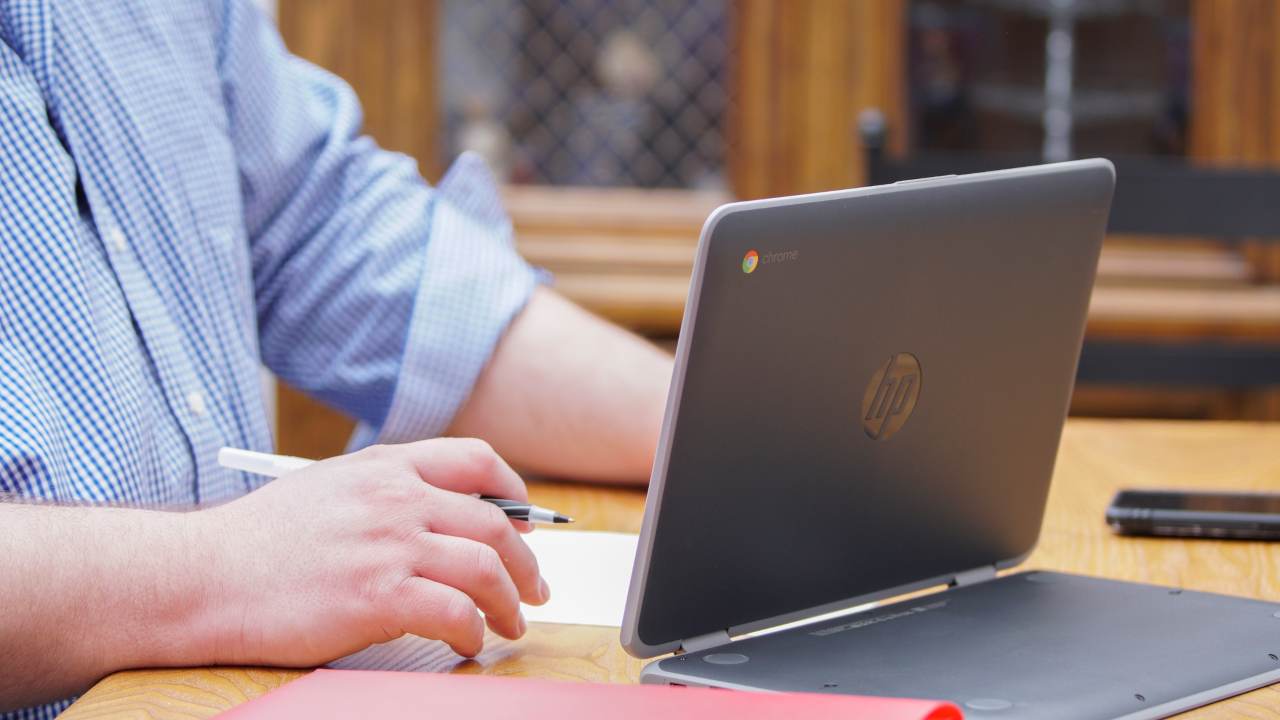 Chromebook Buying Guide 2024: What to Look for in Your Next Machine