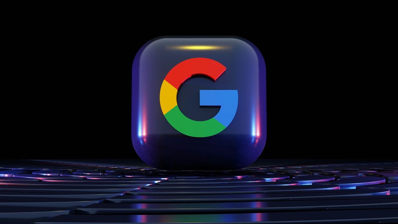 Featured Image: Remix makes Google Messages Come Alive.