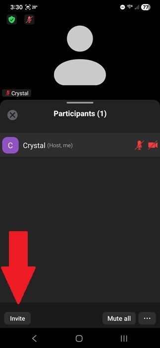 Inviting users to Zoom meeting on mobile.
