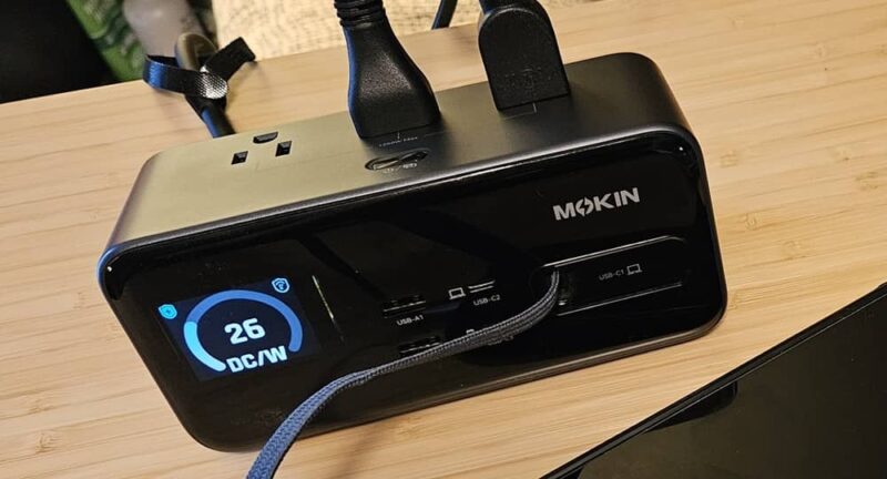 MOKiN charging station on desk.