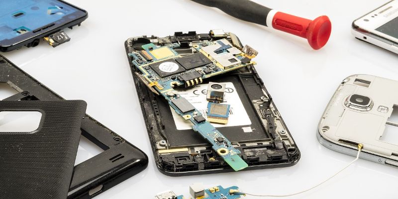 What Is "Right to Repair" Legislation? [MTE Explains]