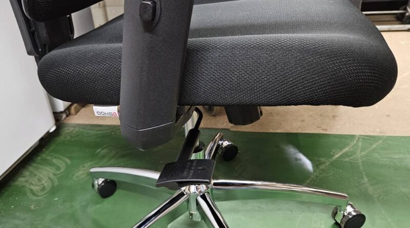 Height adjustment lever for Sihoo ergonomic chair.
