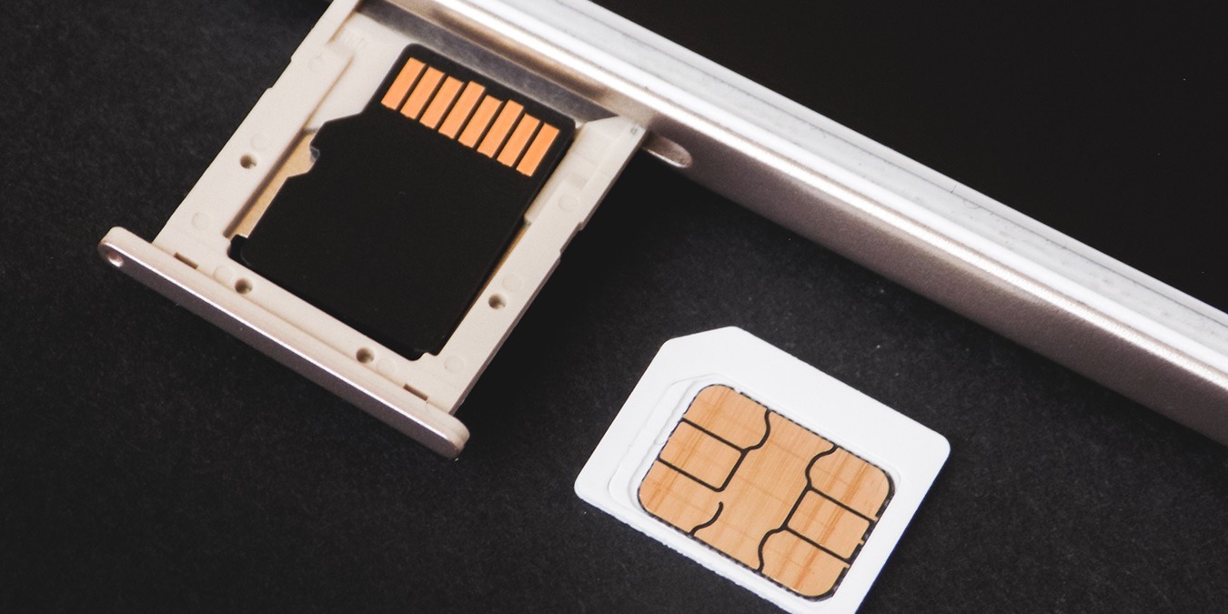 How to Fix "No SIM Card Detected" Error on Android and iPhone