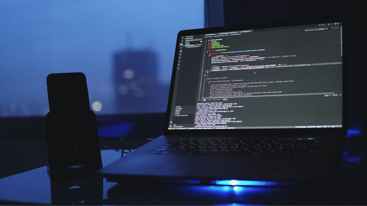 This Linux Tool Helps You Stay Invisible Online Feature Image