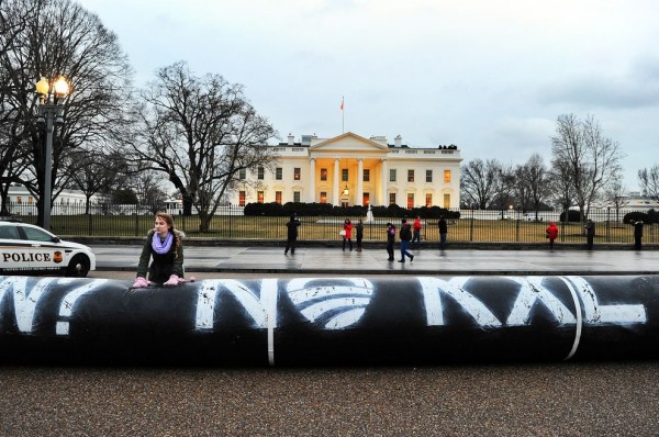 Keystone XL protest in front of the White House.  Source: National Geographic,.  Photographer: JEWEL SAMAD, AFP/GETTY